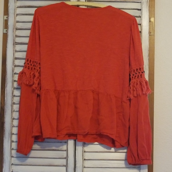 Lucky Brand Red Fringe top - Picture 4 of 4